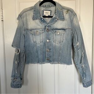 3/$20 Forever 21 Distressed Cropped Denim Jacket S